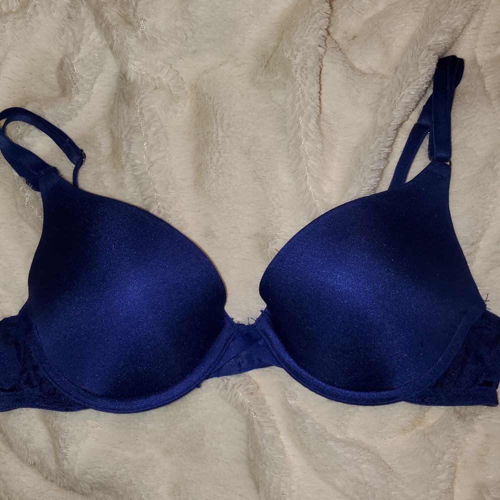 Push-Up Bra